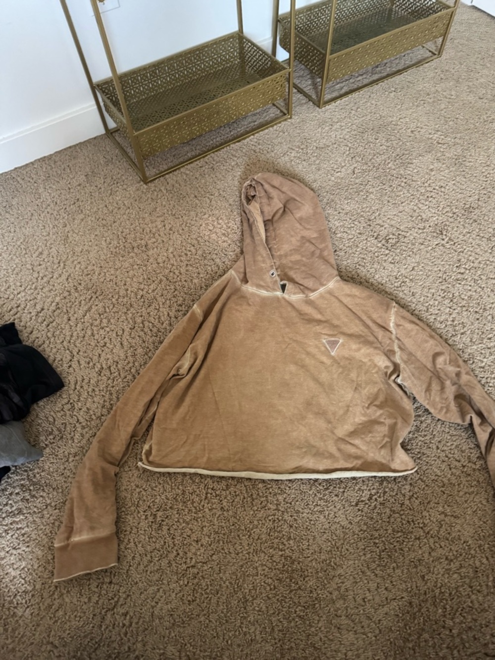 Cropped Hooded Pullover in Taupe